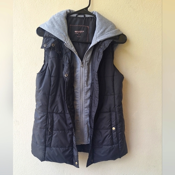Arizona Jean Co. Black Full Zip Hodded Women's Vest Size M NWOT - Picture 4 of 9